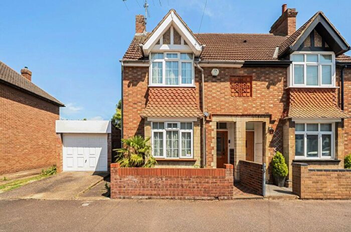 3 Bedroom Semi-Detached House For Sale In King Street, Kempston, MK42