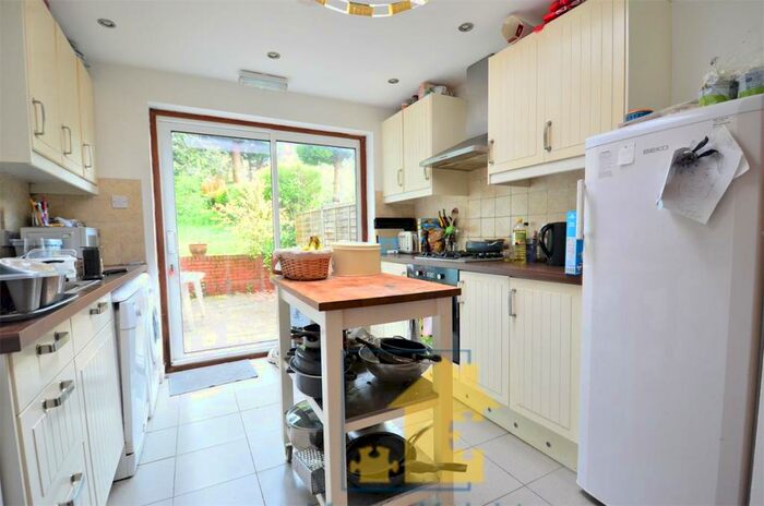 5 Bedroom Semi-Detached House To Rent In Selly Oak, Birmingham, B29