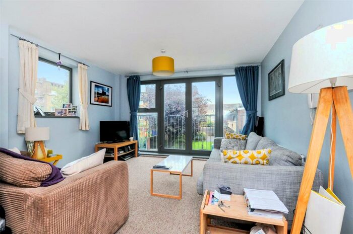 1 Bedroom Apartment To Rent In Ellsworth Street, London, E2