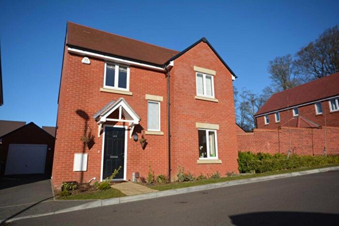 4 Bedroom Detached House To Rent In The Bramblings, Amersham, HP6
