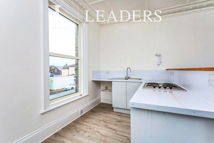 1 Bedroom Flat To Rent In Beach Road Area, BN22