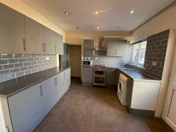 5 Bedroom House To Rent In Treherbert Street, Cathays, CF24