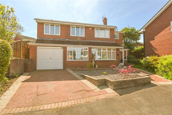 4 Bedroom Detached House For Sale In The Spinney, West Kirby, Wirral, CH48