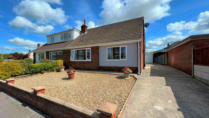 3 Bedroom Semi-Detached House To Rent In Oaktree Avenue, Ingol, Preston, PR2