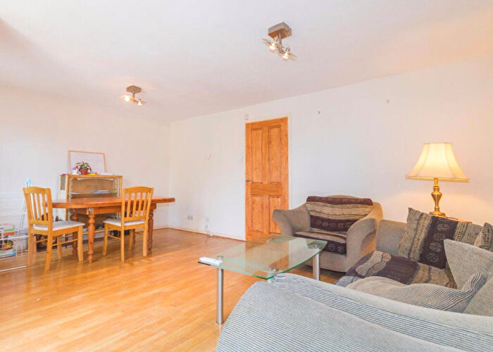 2 Bedroom Flat To Rent In Vernon Road, London, E15