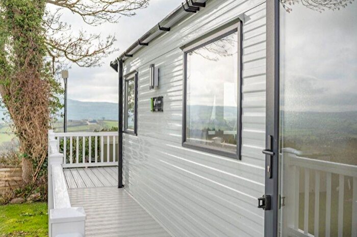 3 Bedroom Caravan For Sale In Three Bed Willerby Manor ( X ), Bryn Defaid Holiday Park, Trawscoed Rd, Llysfaen, Conwy, LL29