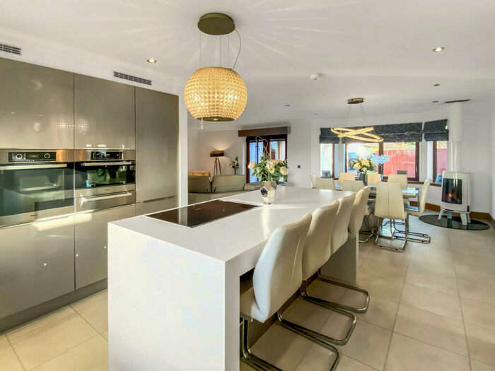 4 Bedroom Detached Bungalow For Sale In Ravello - Wittet Drive, Elgin, IV30