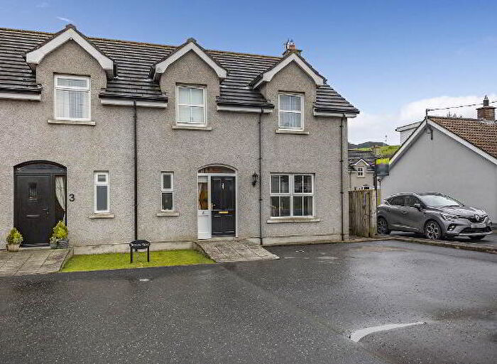 3 Bedroom Semi-detached Villas For Sale In Burn Side, Hillsborough, BT26