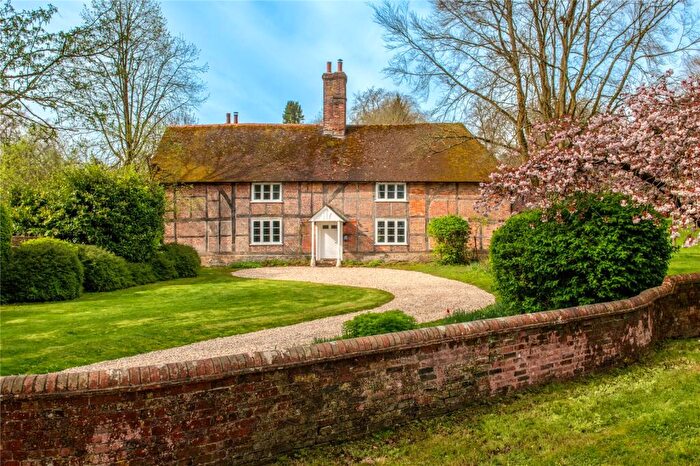 5 Bedroom Detached House For Sale In Tunworth, Basingstoke, Hampshire, RG25