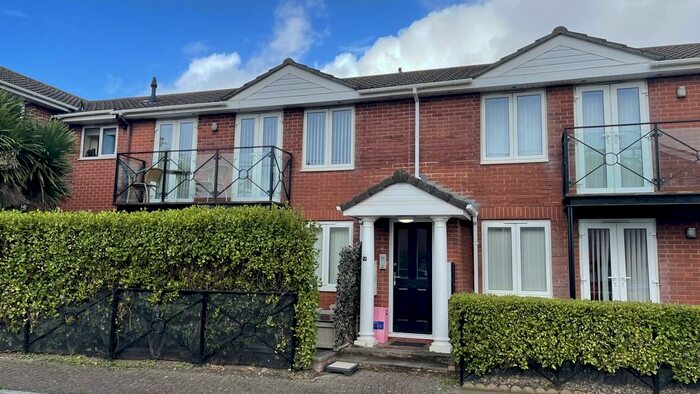 2 Bedroom Apartment To Rent In Weston-Super-Mare, BS22