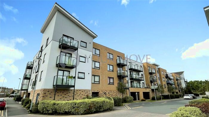 2 Bedroom Flat To Rent In Creek Mill Way, Dartford, DA1