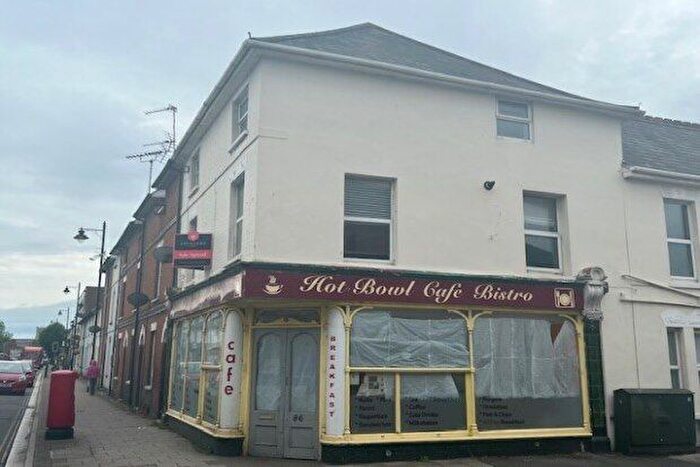 3 Bedroom Maisonette To Rent In Twynham Avenue, Christchurch, BH23