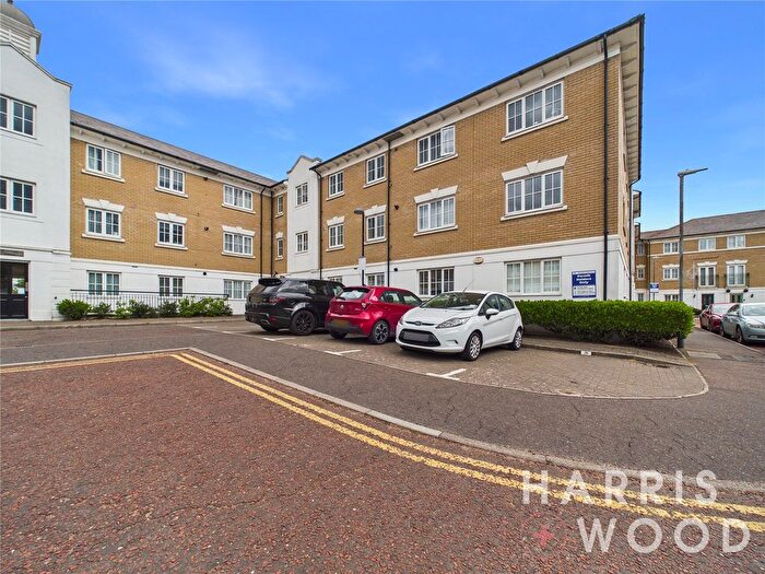 2 Bedroom Flat To Rent In George Williams Way, Colchester, Essex, CO1
