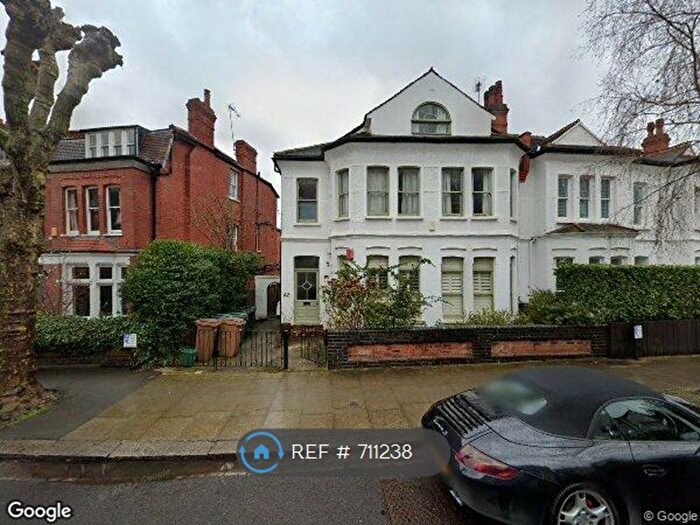 3 Bedroom Flat To Rent In Stanhope Gardens, London, N6