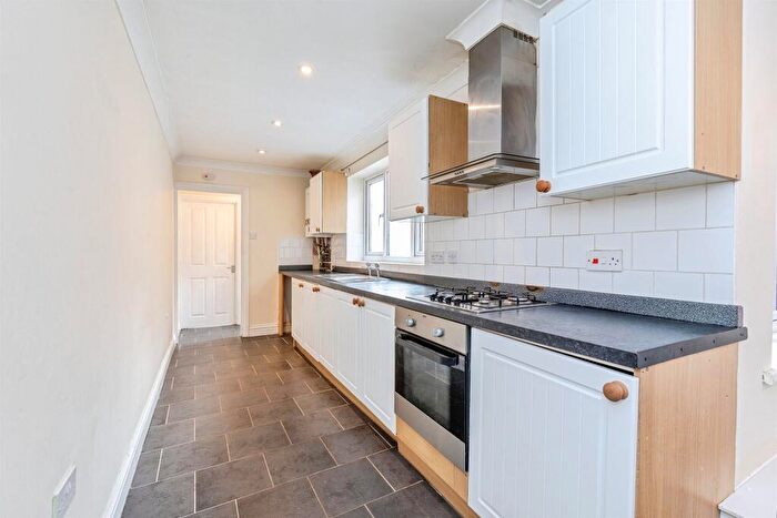 2 Bedroom End Of Terrace House For Sale In Mill Road, Gillingham, ME7