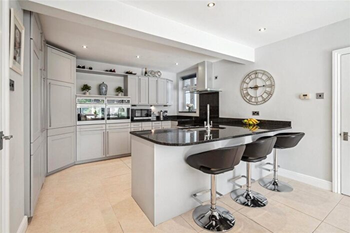 6 Bedroom Detached House For Sale In Ballinger, Great Missenden, Buckinghamshire, HP16