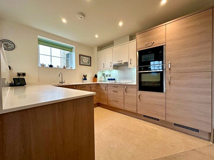 1 Bedroom Retirement Property For Sale In Canon Woods Close, DT9