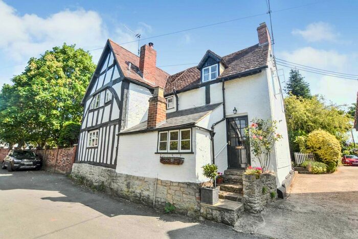 2 Bedroom Cottage For Sale In Jarvis Street, Eckington, Pershore, Worcestershire, WR10