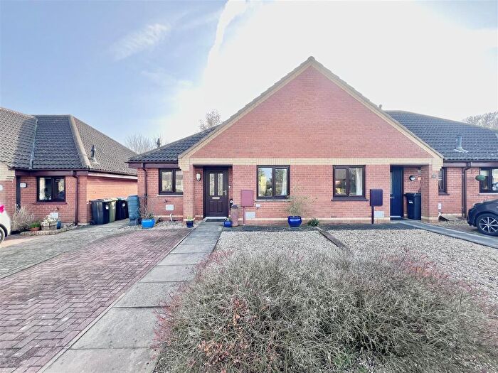 2 Bedroom Semi Detached Bungalow For Sale In Marconi Croft, Shenley Lodge, Milton Keynes, MK5