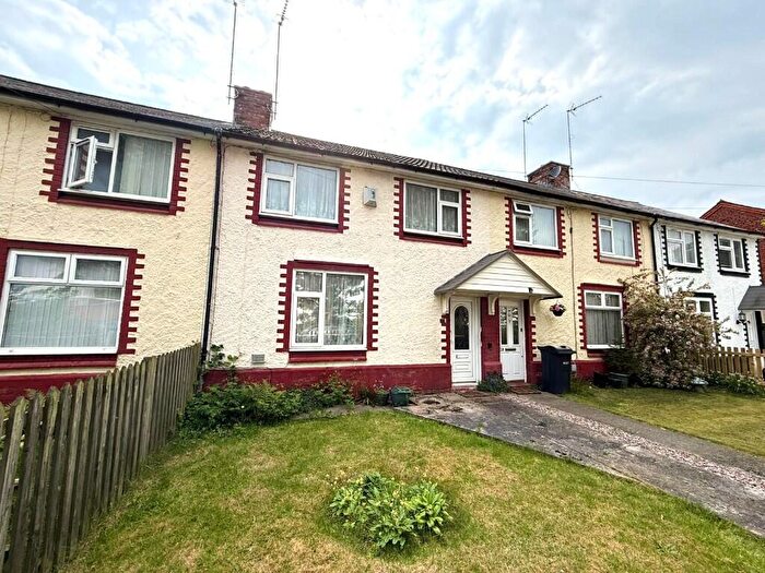 3 Bedroom Terraced House For Sale In Central Avenue, Ellesmere Port, Cheshire, CH65