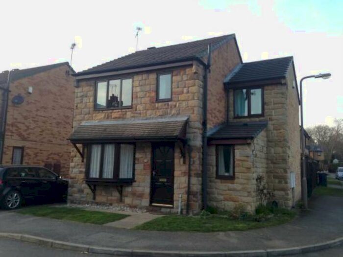 4 Bedroom House To Rent In Kendal Vale, Worsbrough Bridge, Barnsley, S70