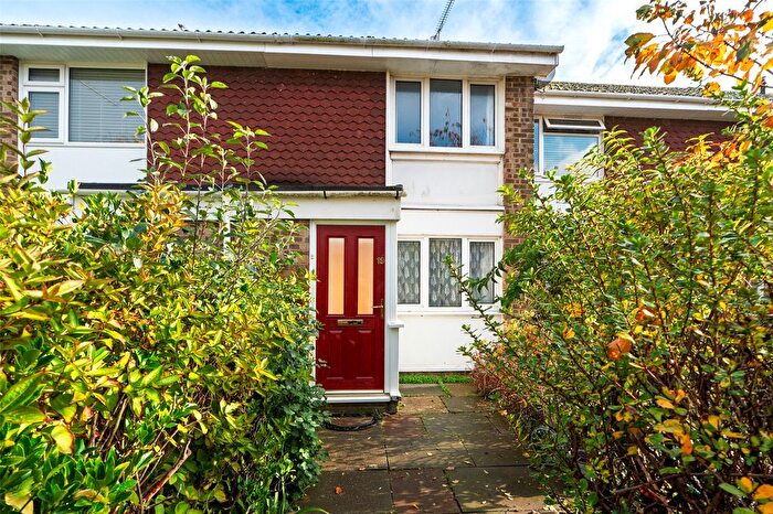 2 Bedroom Terraced House For Sale In Ontario Close, Worthing, West Sussex, BN13
