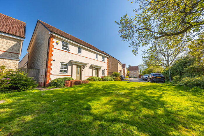 3 Bedroom Semi Detached House For Sale In Wansdyke Way, Whitchurch, Bristol, BS14