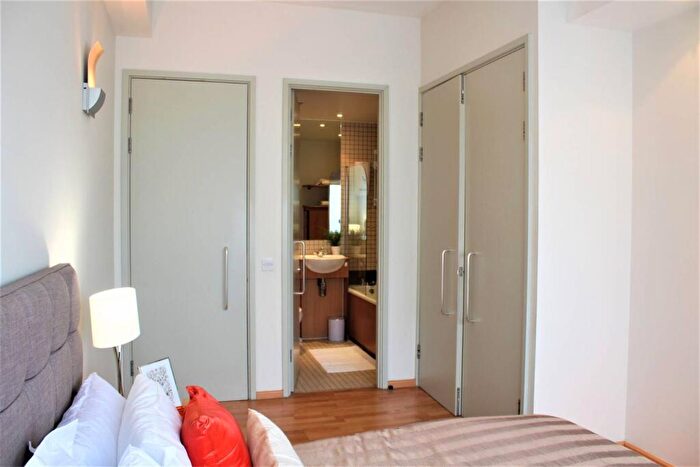 1 Bedroom Flat To Rent In City Road, City, London, EC1V