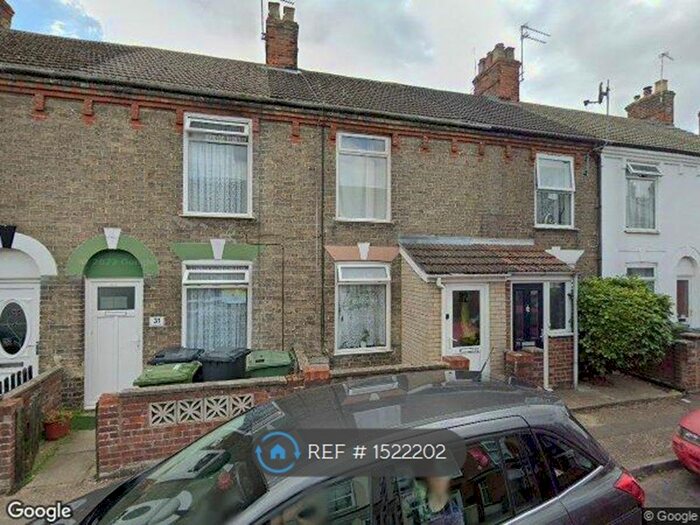 2 Bedroom Terraced House To Rent In Upper Cliff Road, Gorleston, NR31
