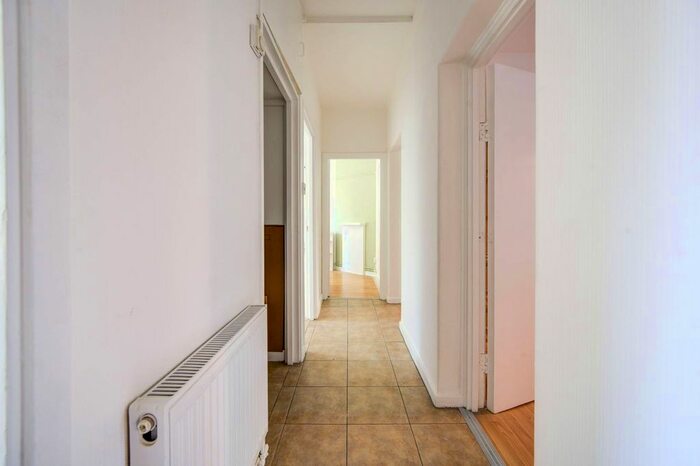 3 Bedroom Flat To Rent In Chelsea, Chelsea, London, SW10