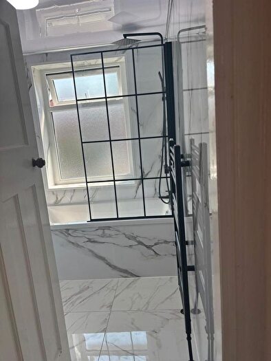 3 Bedroom Semi-detached House To Rent In Fairholme Road Withington, Manchester, M20