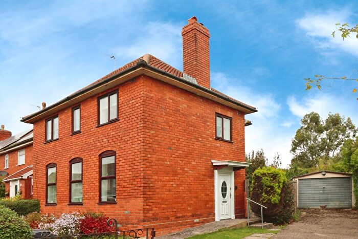 3 Bedroom End Of Terrace House For Sale In Bridge Walk, Bristol, BS7