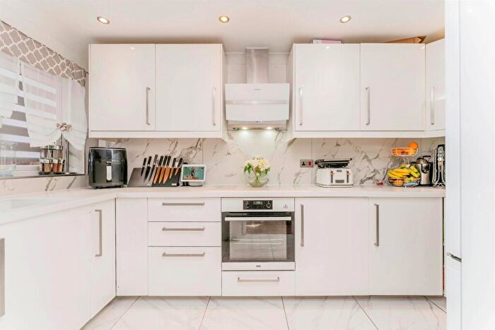 5 Bedroom Detached House For Sale In Chichele Street, Higham Ferrers, NN10