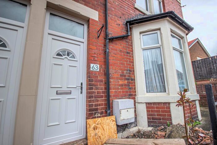 2 Bedroom Flat To Rent In Jg Faraday Grove, Gateshead, NE8