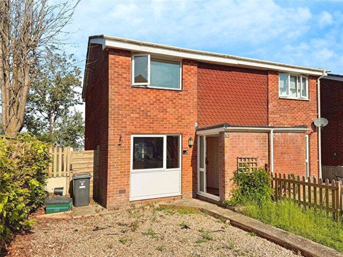 3 Bedroom Semi-Detached House To Rent In Mount Close, Honiton, Devon, EX14