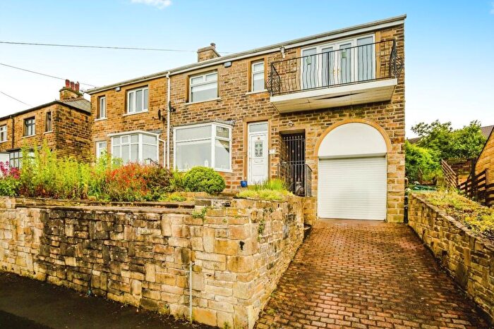 3 Bedroom Semi-Detached House For Sale In Deyne Road, Netherton, Huddersfield, West Yorkshire, HD4