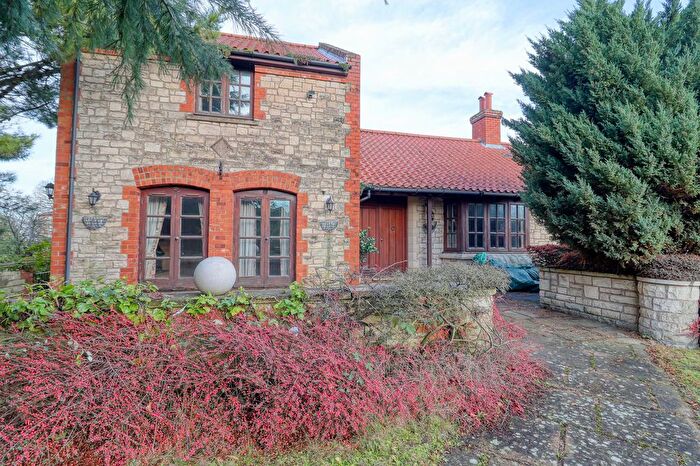 4 Bedroom Detached House For Sale In Whitton Road, Alkborough, DN15