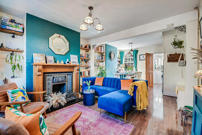 2 Bedroom End Of Terrace House For Sale In Orchard Street, Old Moulsham, Chelmsford, CM2