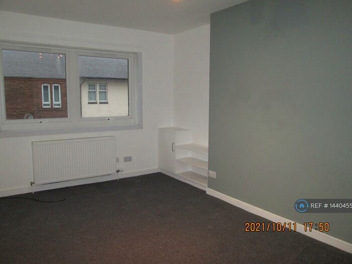 1 Bedroom Flat To Rent In West Main Street, Darvel, KA17