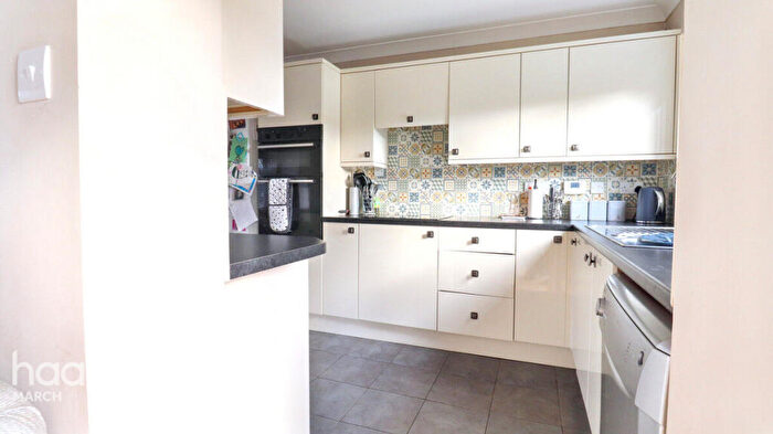 3 Bedroom Detached House For Sale In Heron Walk, March, PE15