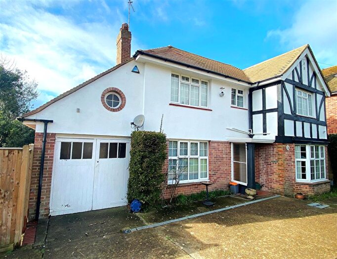 3 Bedroom Property For Sale In New Park Avenue, Bexhill-On-Sea, TN40