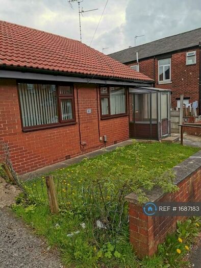 2 Bedroom Bungalow To Rent In Merefield Street, Rochdale, OL11