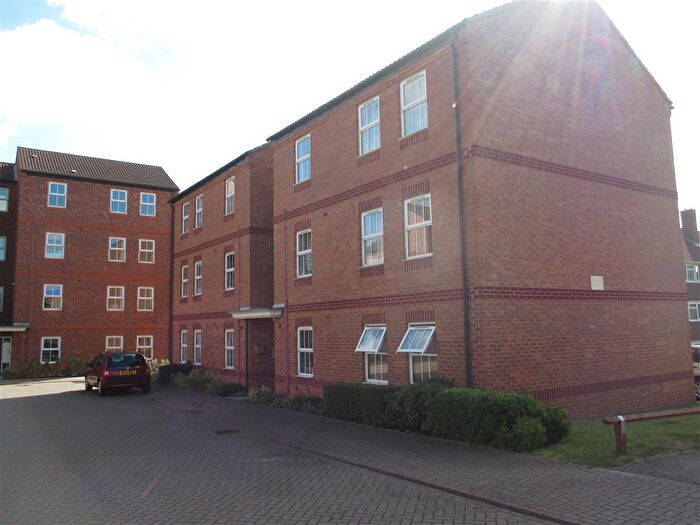 2 Bedroom Flat To Rent In Sherwood Street, Hucknall, Nottingham, NG15