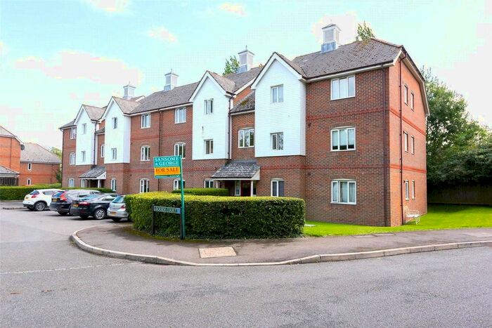 2 Bedroom Flat To Rent In Lockside Court, Mallard Way, Aldermaston, Reading, RG7