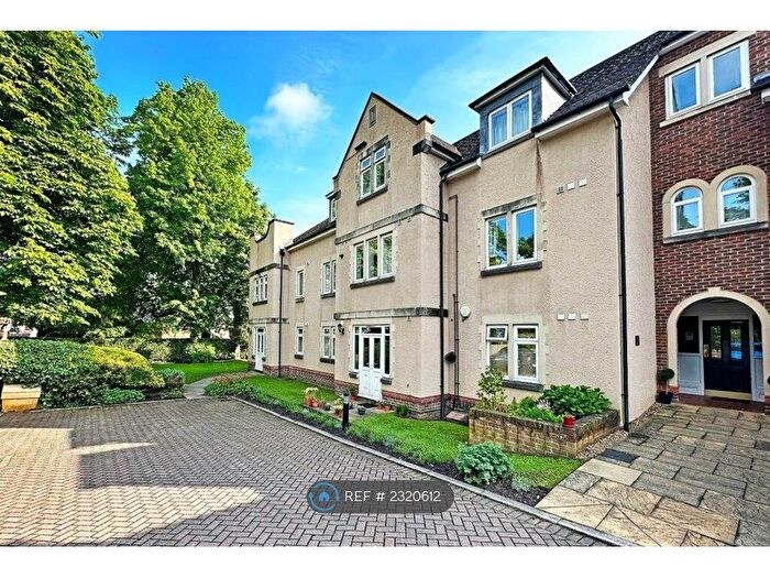 2 Bedroom Flat To Rent In Grove Lane, Hale, Altrincham, WA15