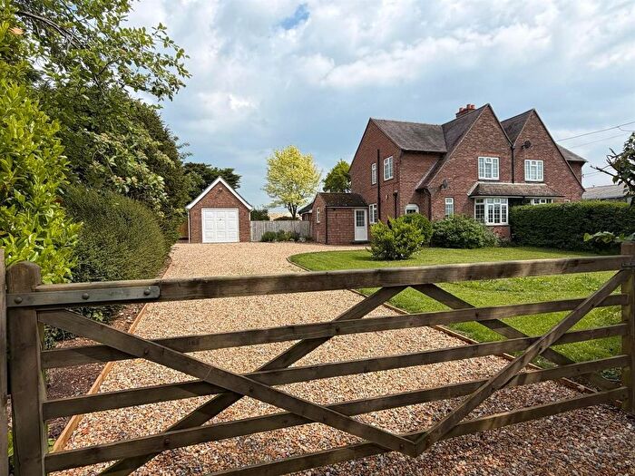 3 Bedroom Cottage To Rent In Chidden, Hambledon, Waterlooville, PO7