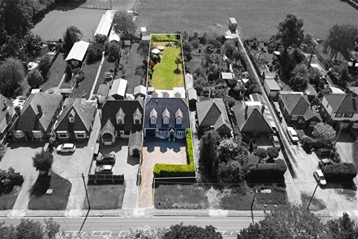 5 Bedroom Detached House For Sale In High Garrett, Braintree, CM7