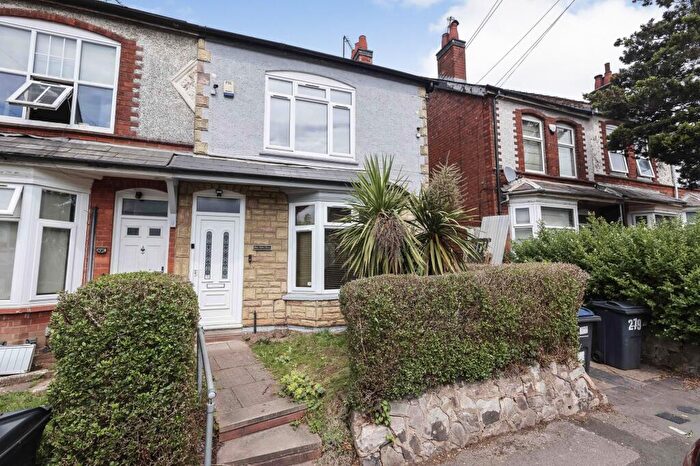 3 Bedroom End Of Terrace House For Sale In Fordhouse Lane, Birmingham, B30