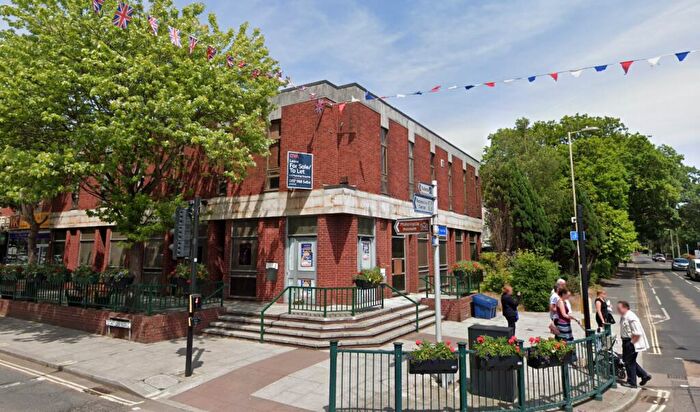 Property For Sale In Station Road, New Milton, Hampshire, BH25