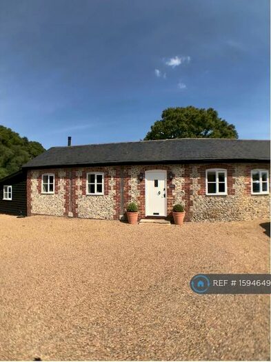 2 Bedroom Detached House To Rent In Monks Hill, Emsworth, PO10